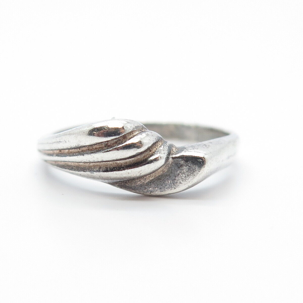 925 Sterling Silver Vintage Ribbed Bypass Ring Size 8