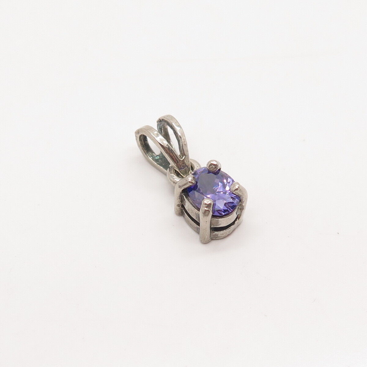 925 Sterling Silver Vintage Purple C Z Oval Slide Pendant