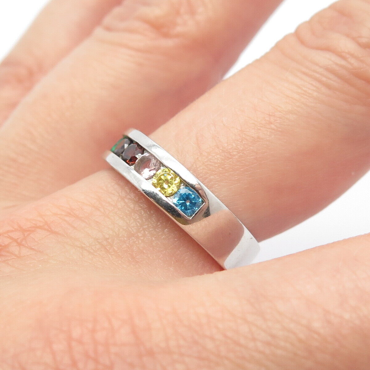 925 Sterling Silver Multi-Color C Z Band Ring Size 7.75