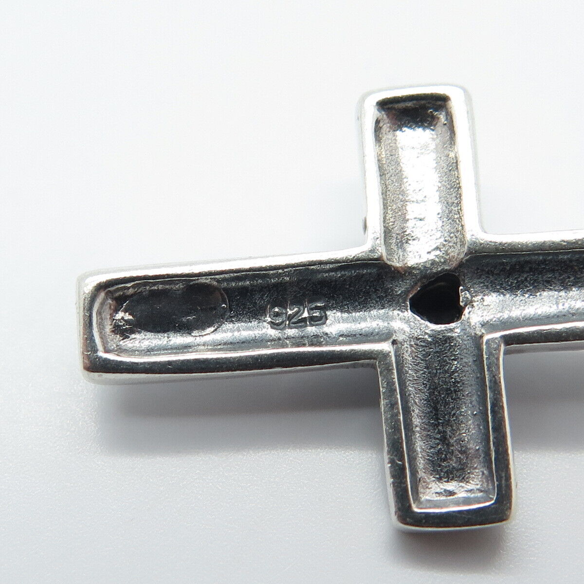 925 Sterling Silver Vintage Real Black Spinel Gem Religious Cross Pendant