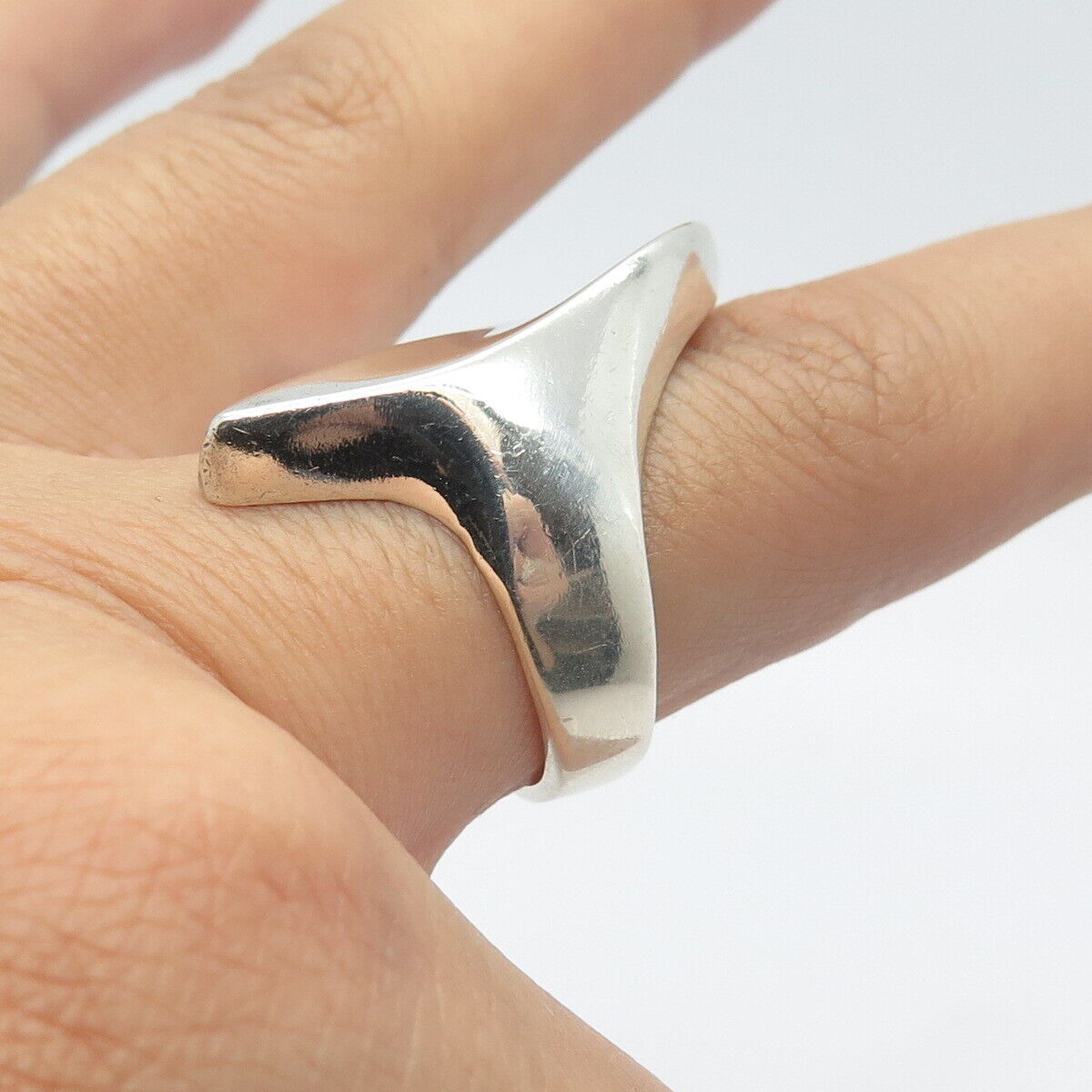 925 Sterling Silver Vintage Modernist Ring Size 9.25