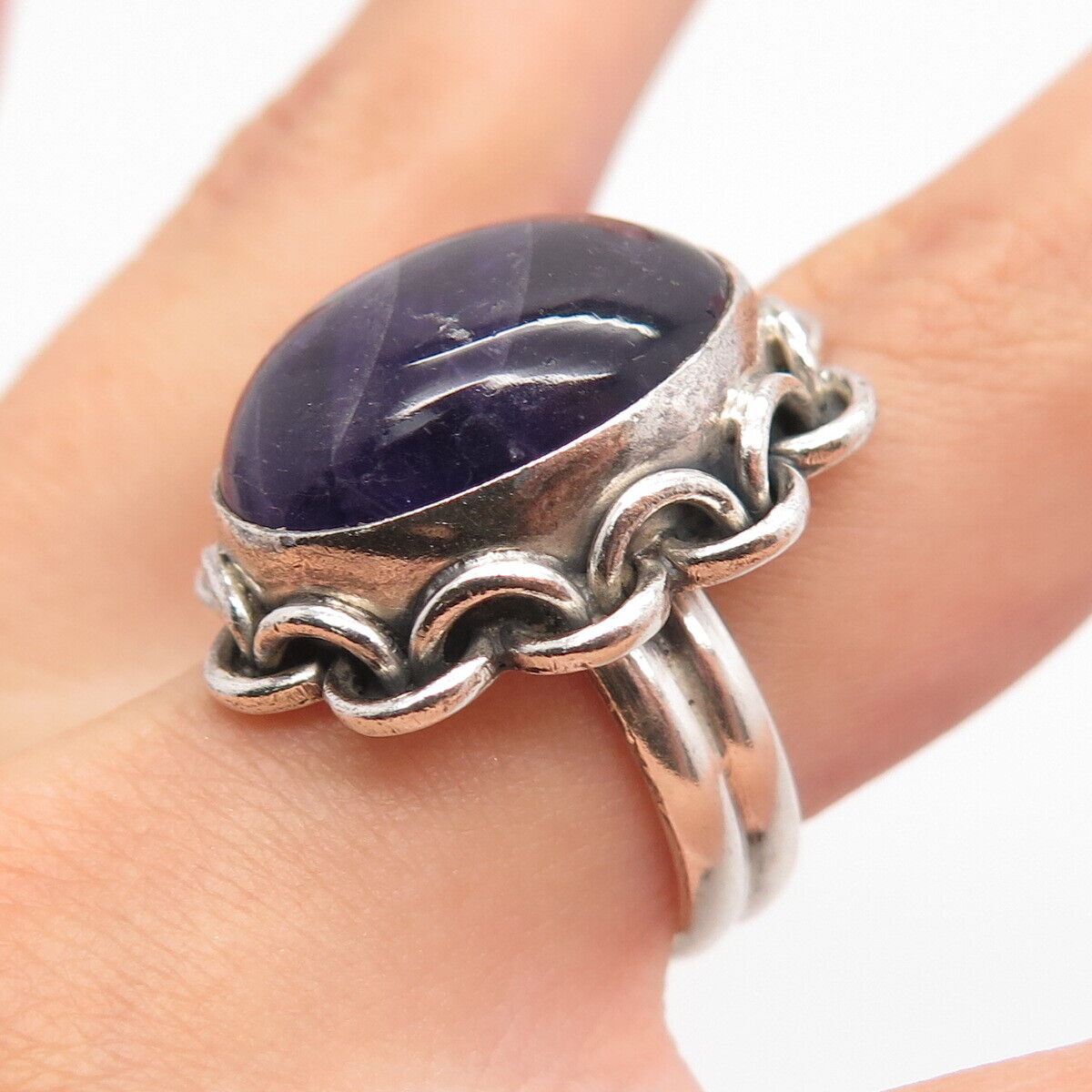 925 Sterling Silver Vintage Real Amethyst Gemstone Oval Ring Size 6.75