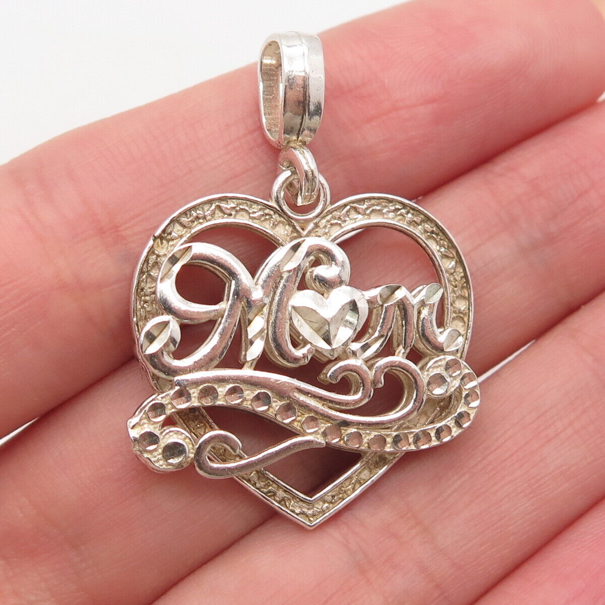 925 Sterling Silver Vintage "Mom" Love Heart Pendant