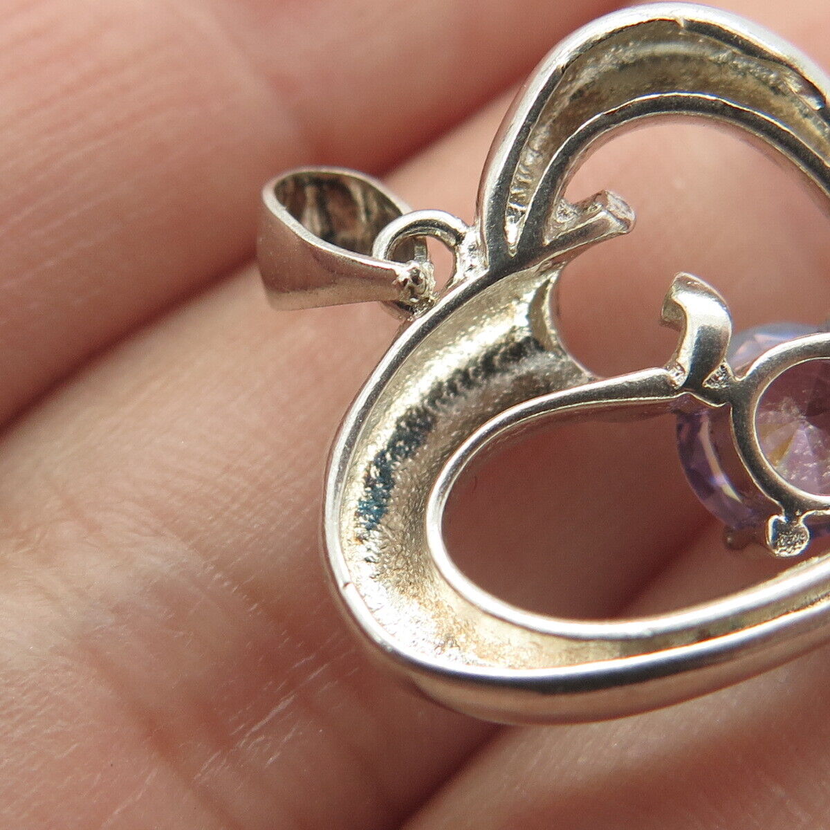 925 Sterling Silver Vintage Lavender C Z Open Heart Pendant