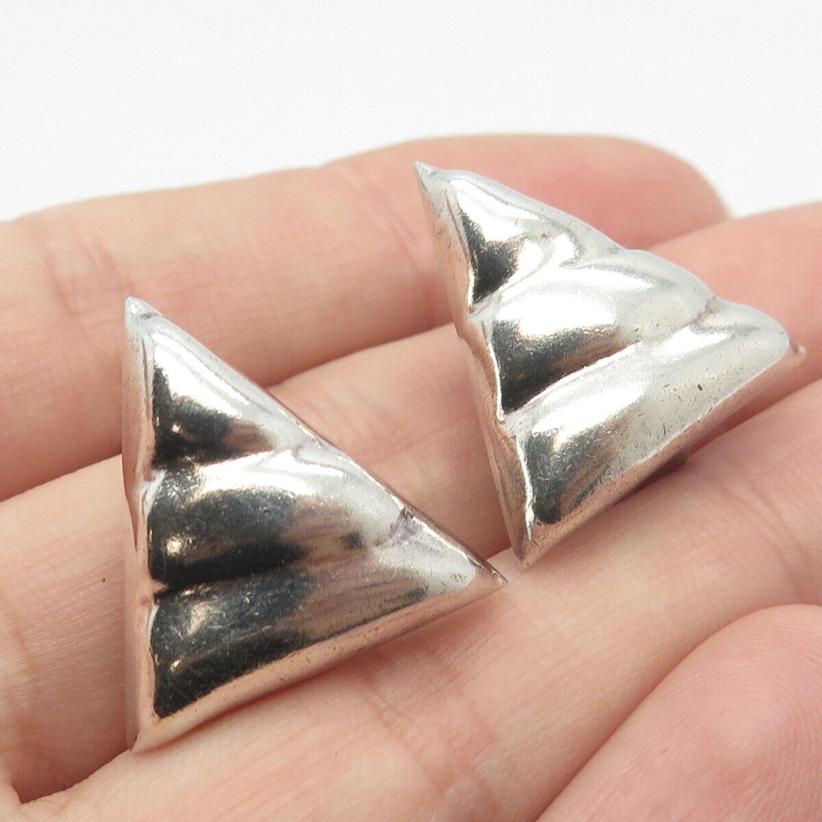 925 Sterling Silver Vintage Mexico Ribbed Triangle Clip On Earrings