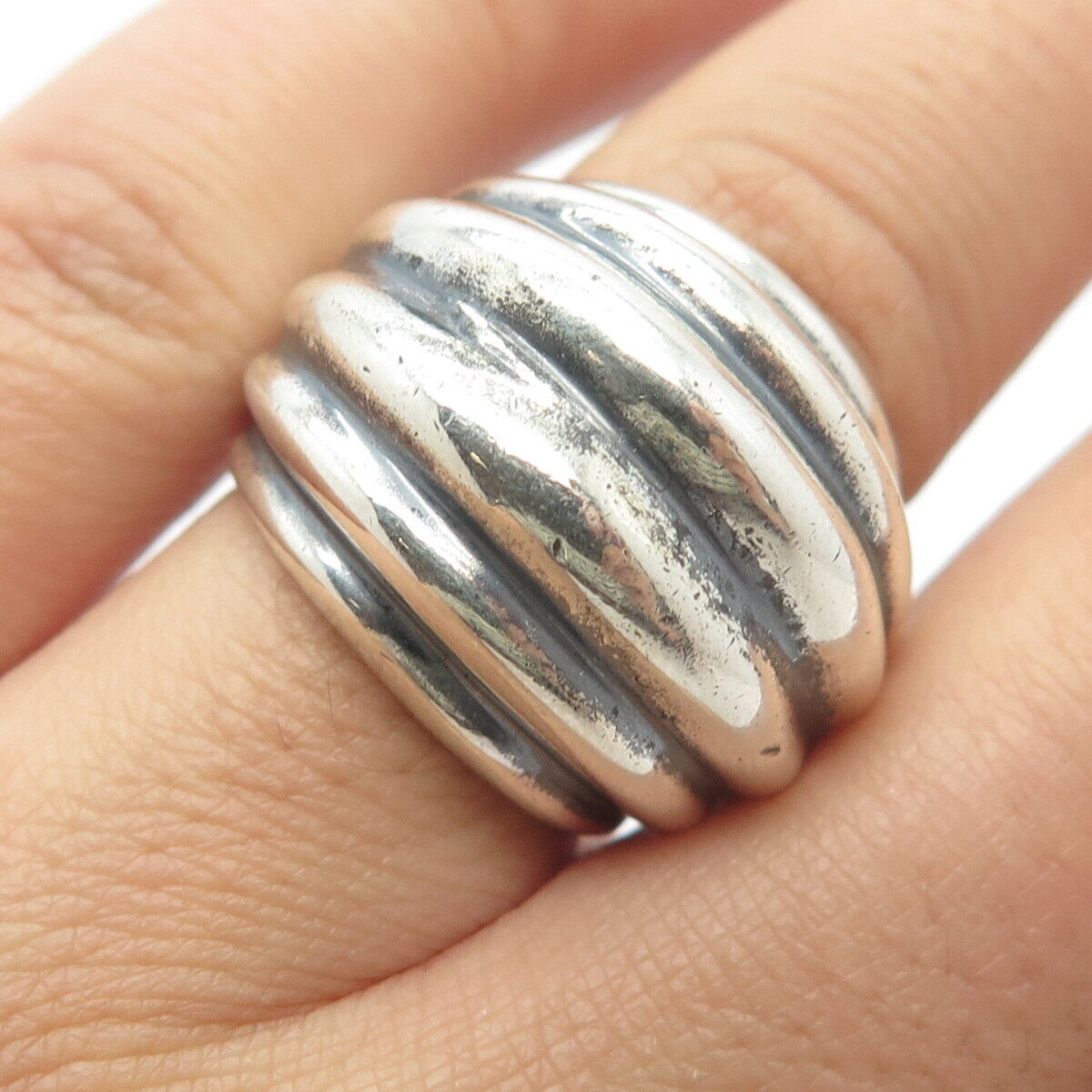 925 Sterling Silver Vintage Ribbed Wide Ring Size 6.25