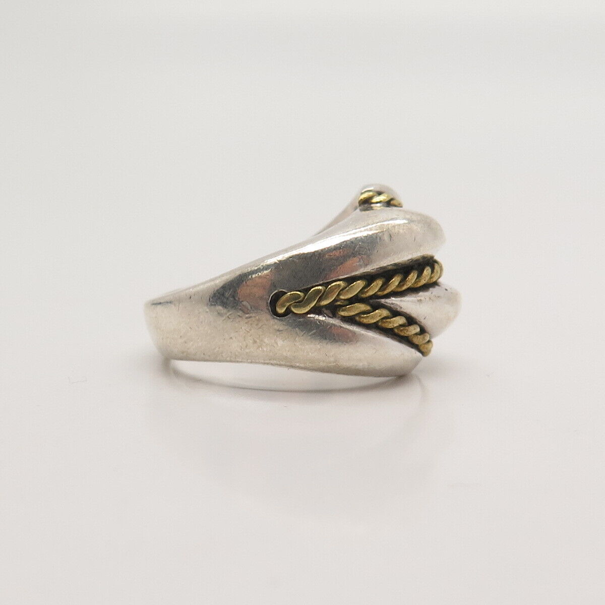 925 Sterling Silver 2-Tone Vintage Mexico Twisted Accent Ring Size 7.25