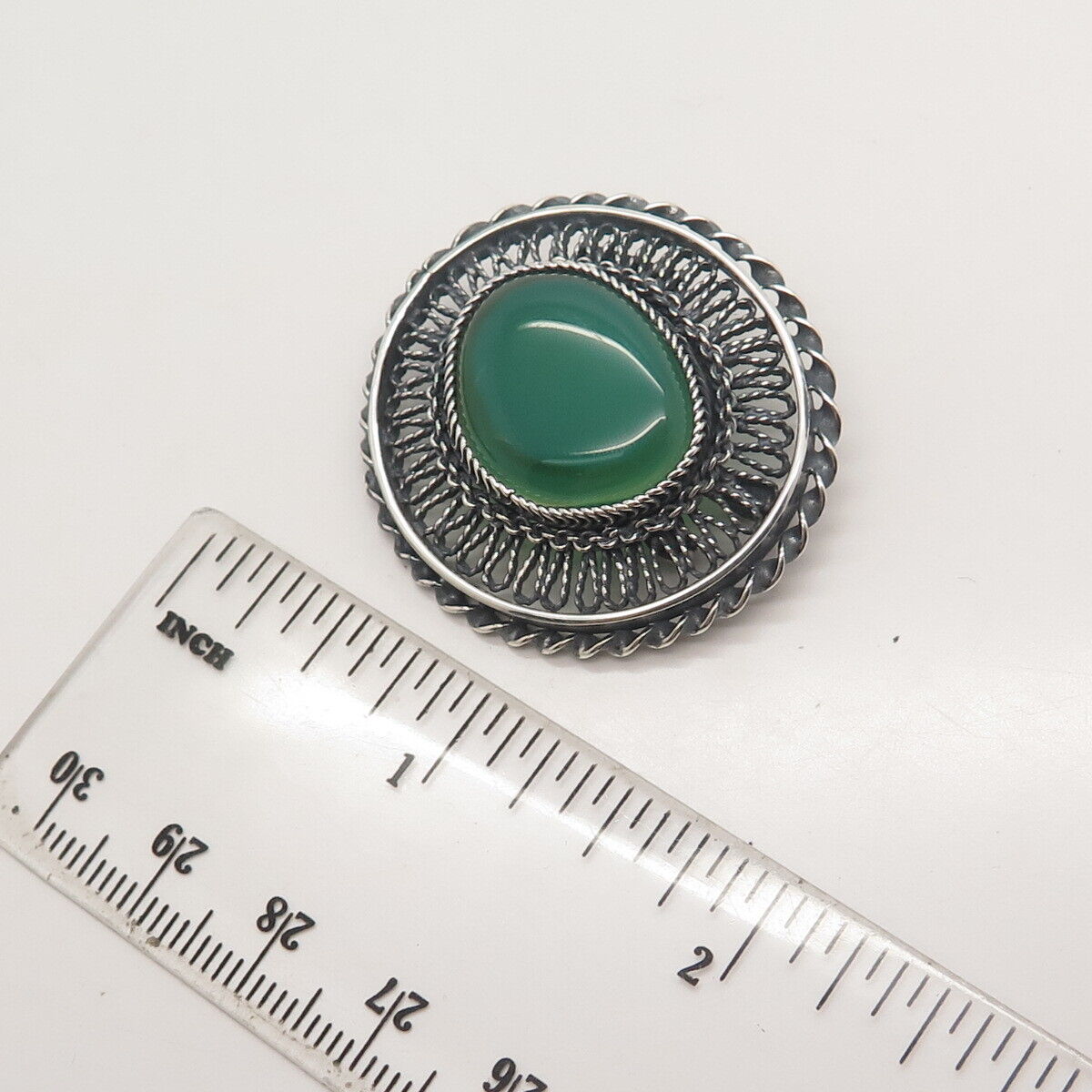 925 Sterling Silver Vintage Real Green Chalcedony Gem Ornate Pin Brooch/Pendant