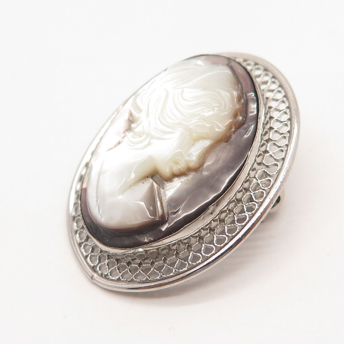 925 Sterling Silver Vintage Beau Real Mother-of-Pearl Lady Cameo Pin Brooch