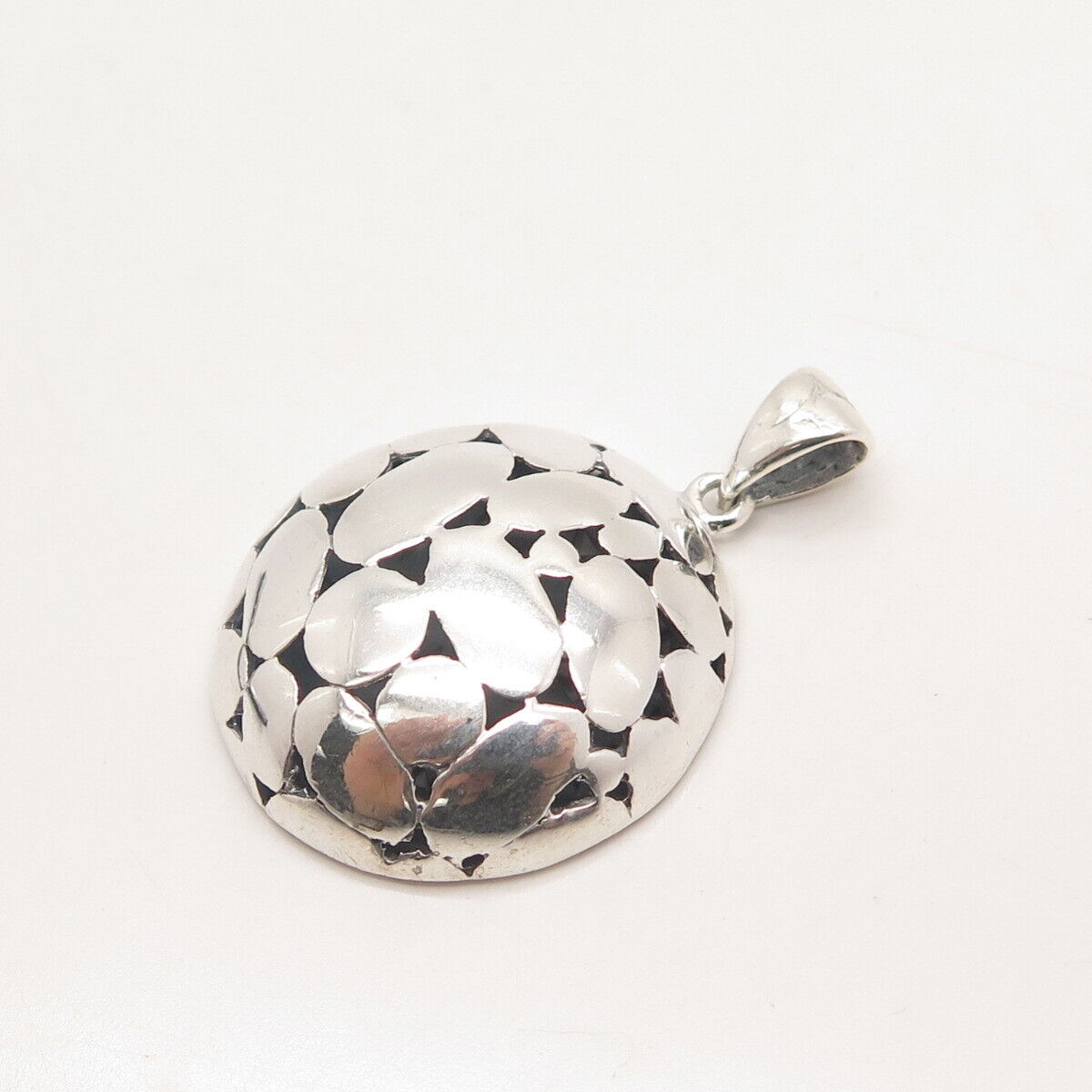 925 Sterling Silver Vintage Pebble Pendant