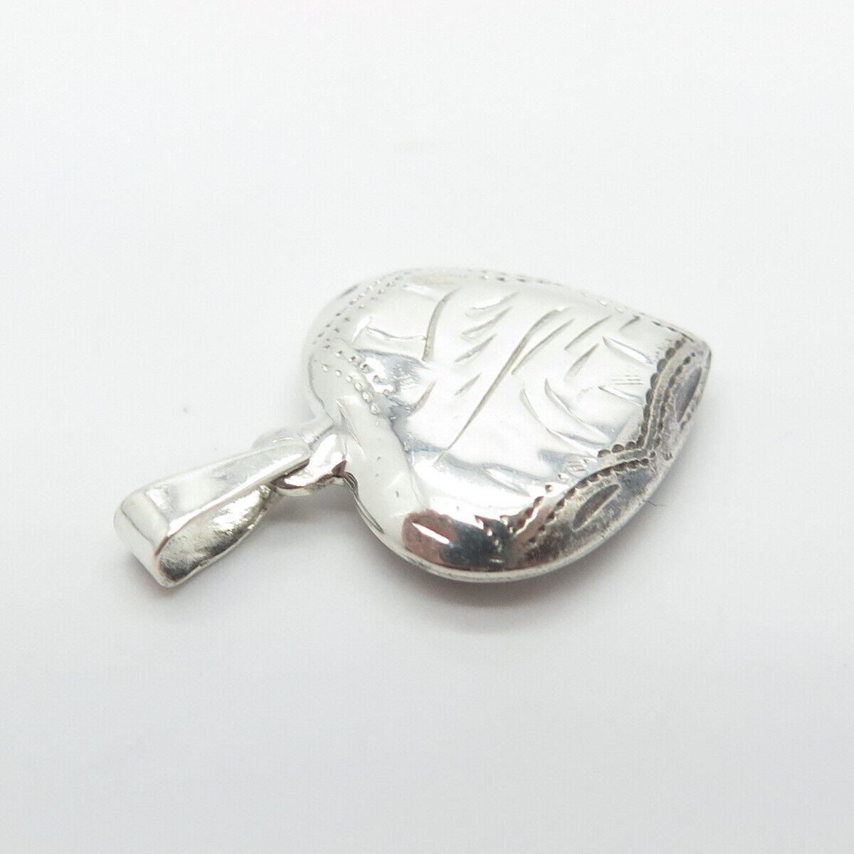 925 Sterling Silver Vintage Etched Puffy Heart Pendant