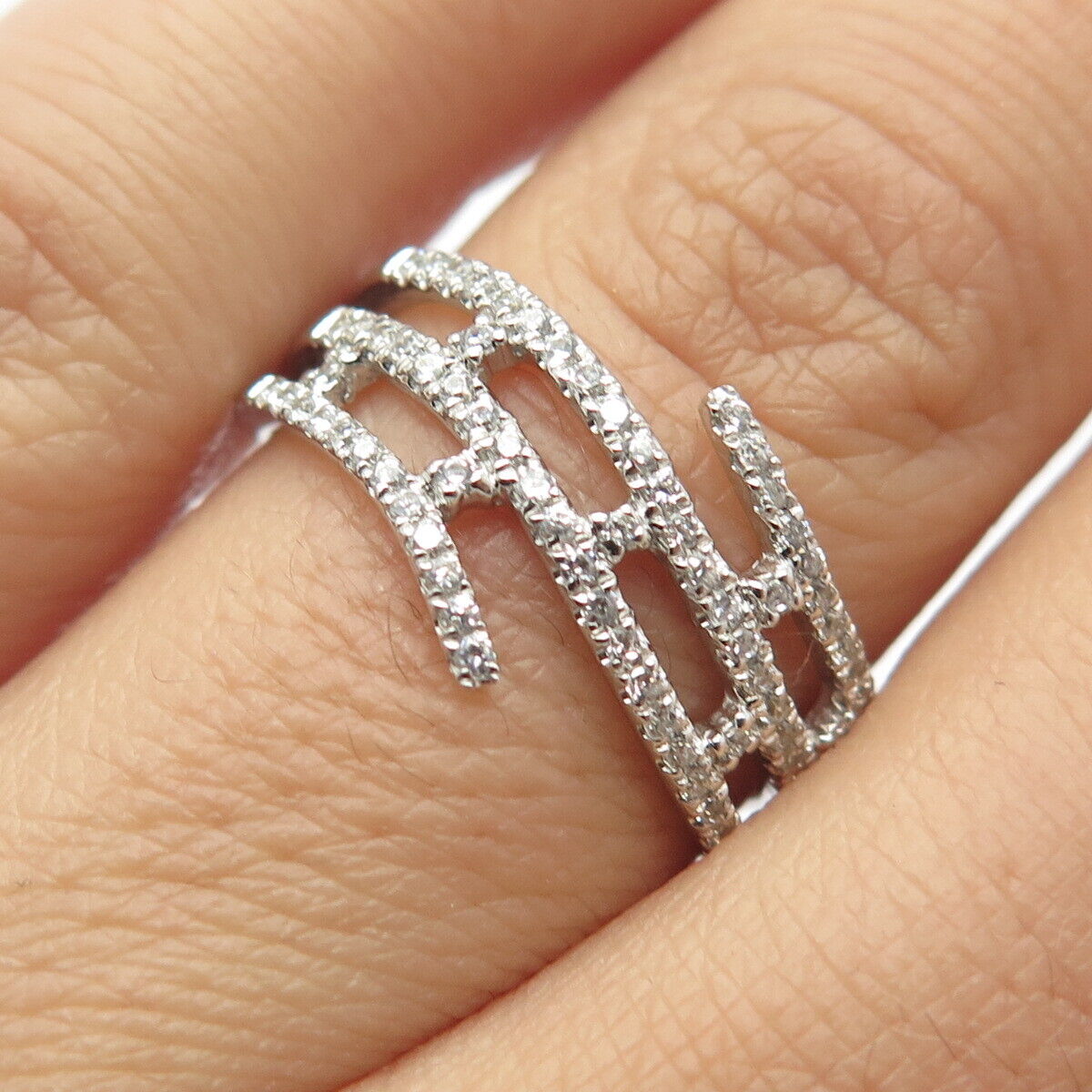 925 Sterling Silver Pave C Z Ring Size 7.25