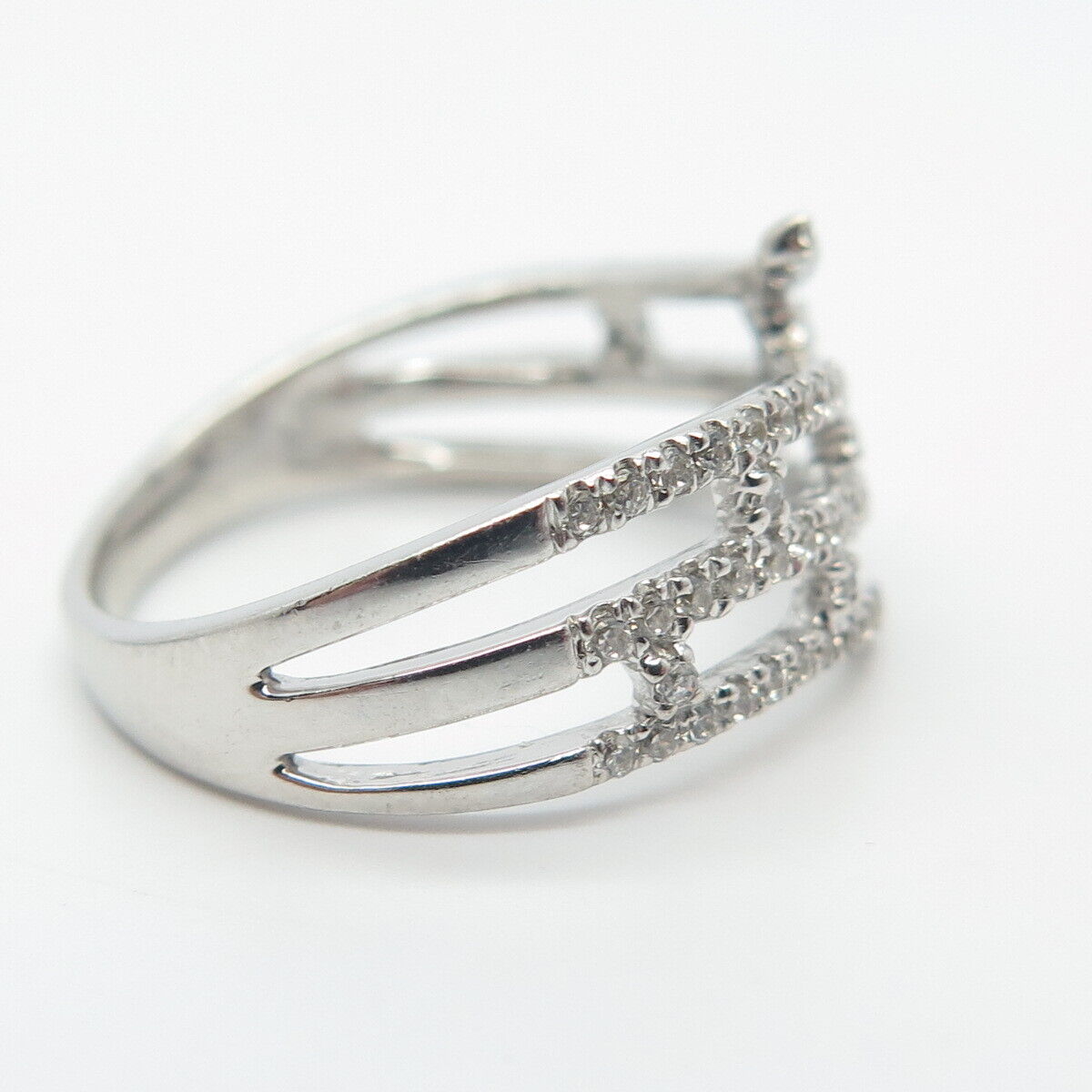 925 Sterling Silver Pave C Z Ring Size 7.25