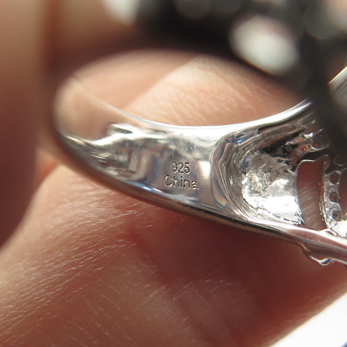 925 Sterling Silver Blue Glass & C Z Statement Ring Size 8