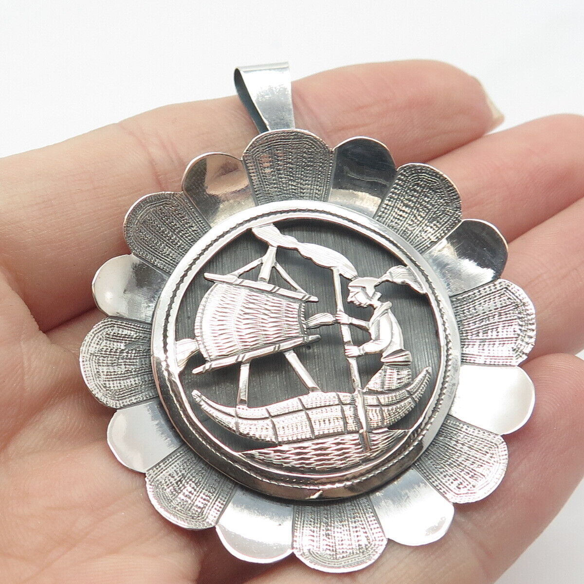 900 Silver Vintage Sailor Storyteller Pin Brooch / Pendant