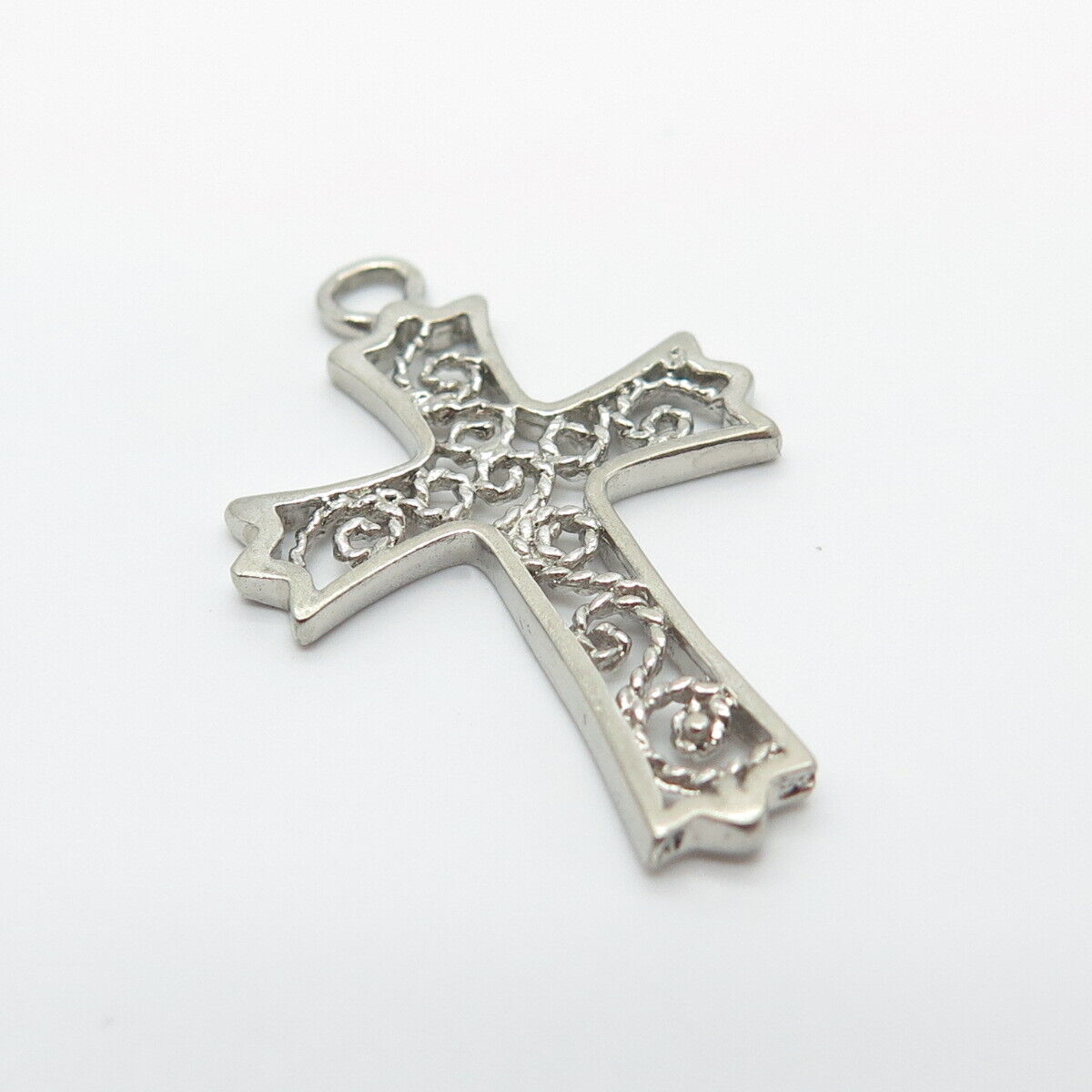 925 Sterling Silver Vintage Ornate Cross Pendant