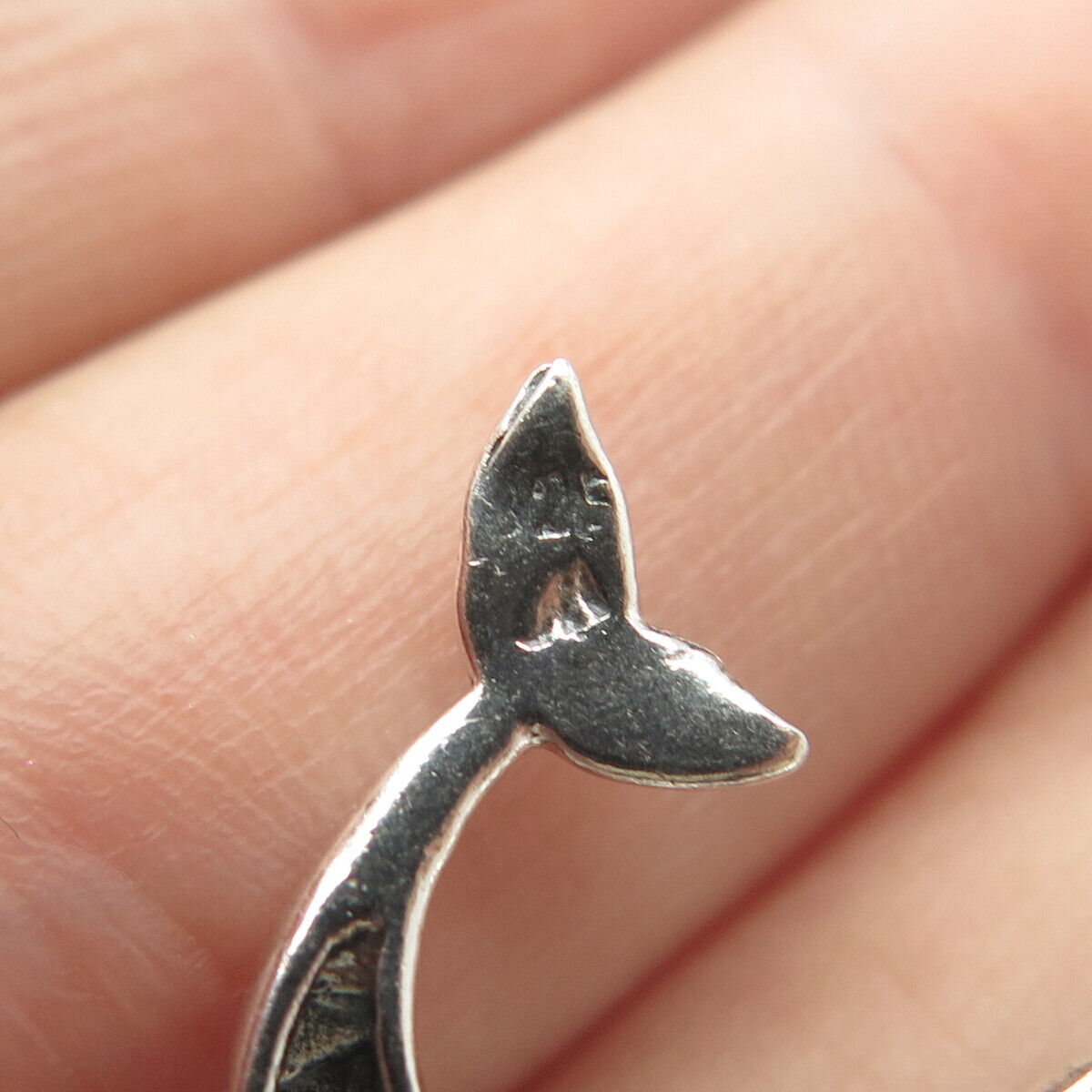 925 Sterling Silver Vintage Friendly Dolphin Pendant