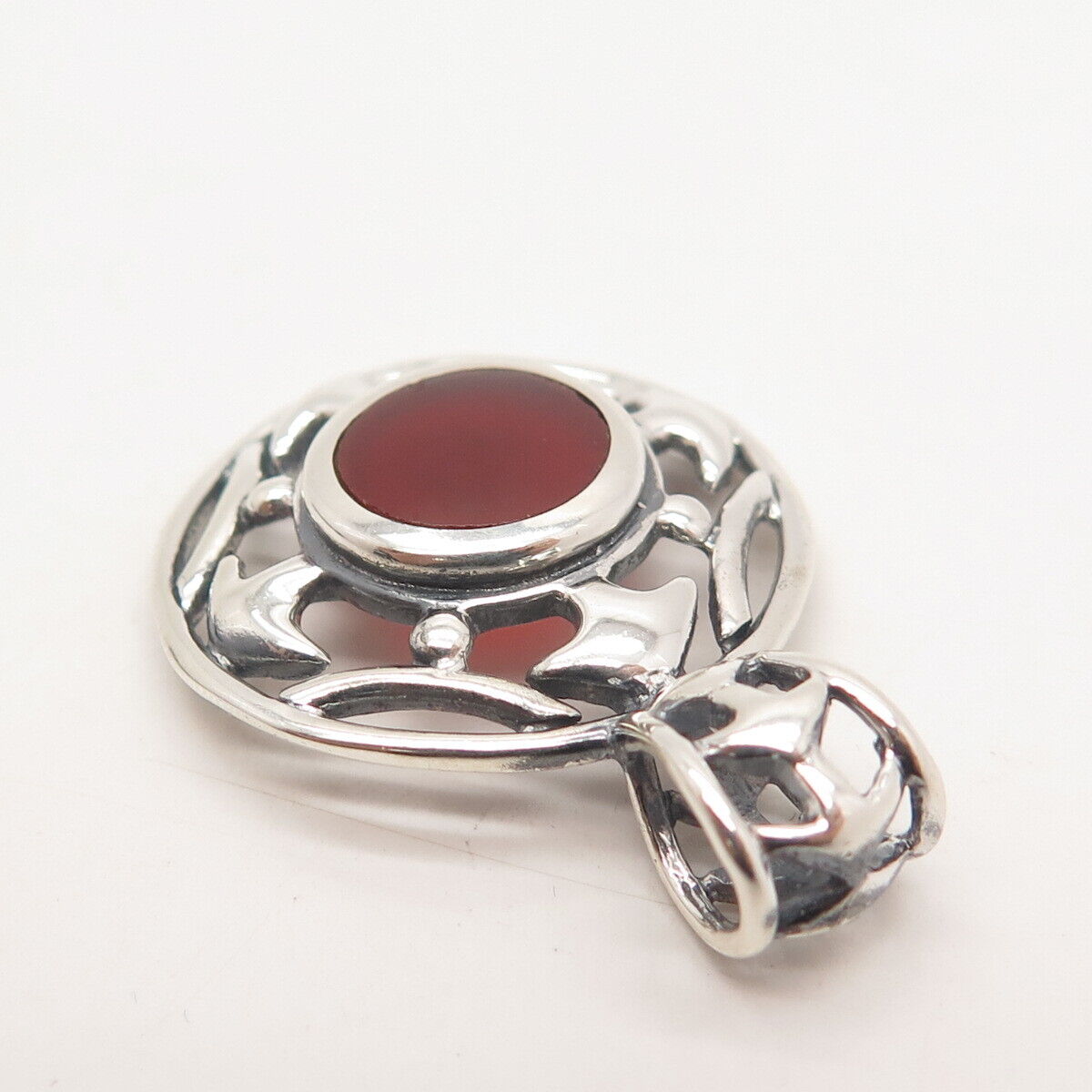 925 Sterling Silver Vintage Real Carnelian Gem Round Pendant