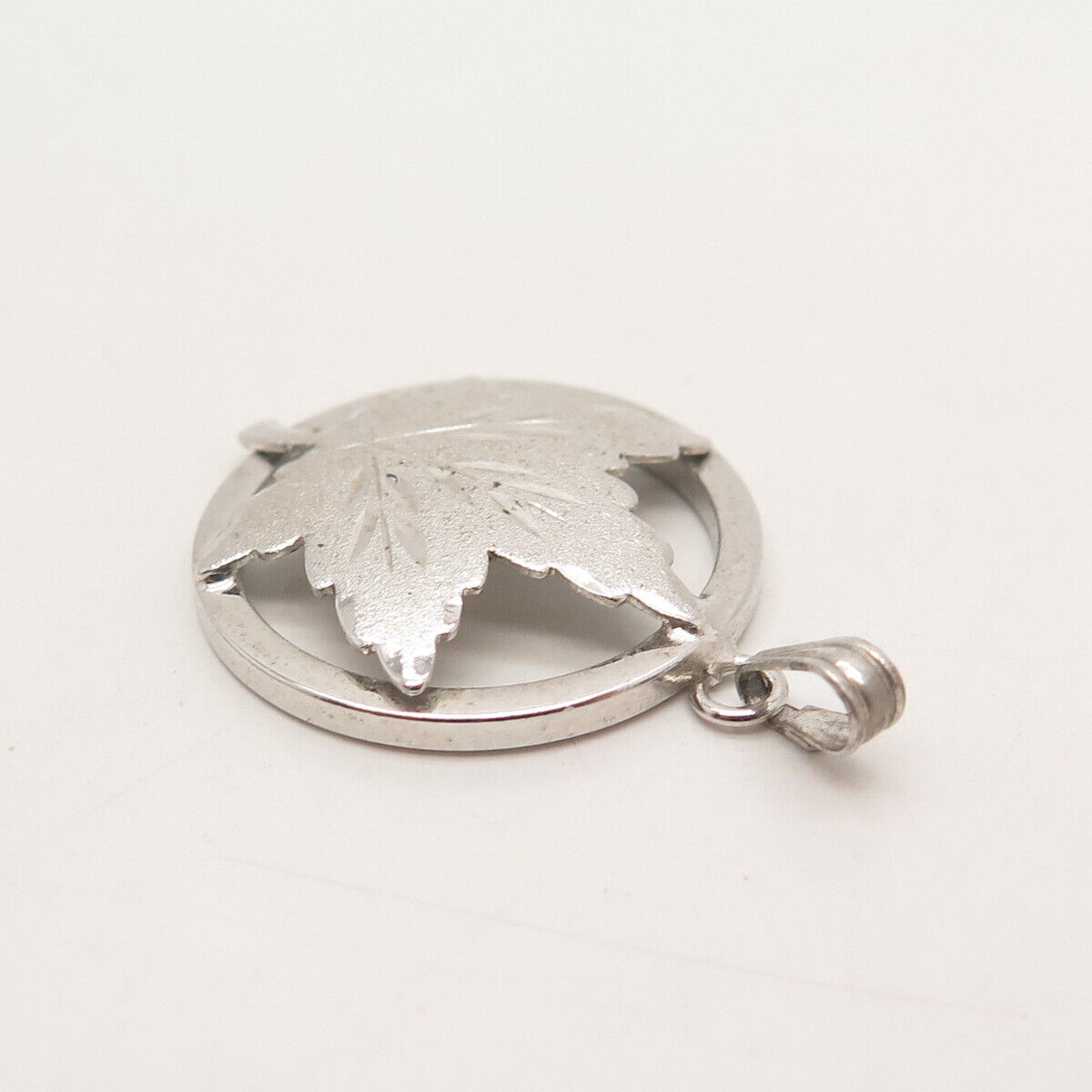 925 Sterling Silver Vintage EMC Front Maple Leaf Round Pendant