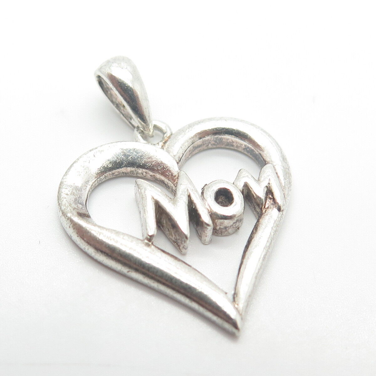 925 Sterling Silver Vintage "Mom" Heart Pendant