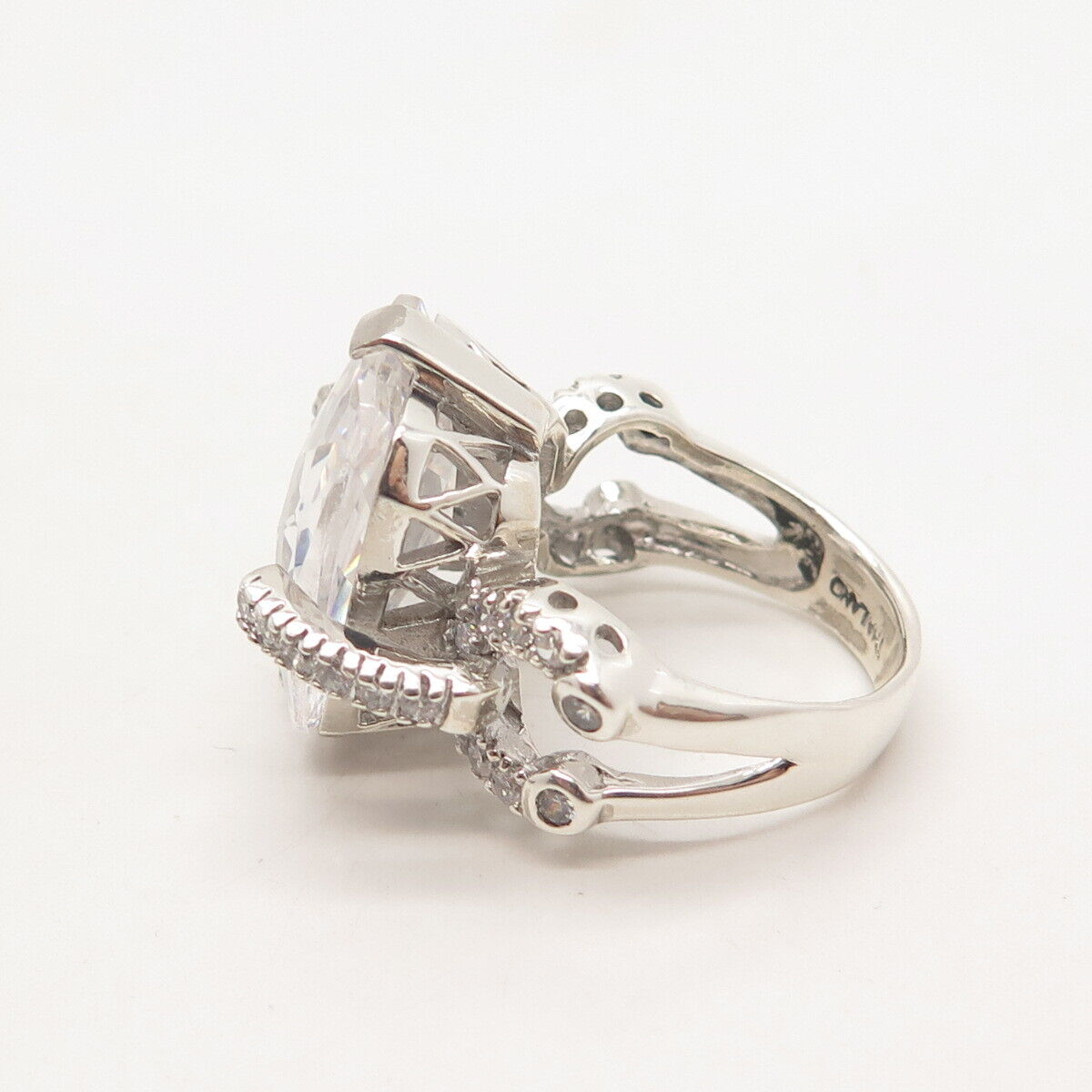 925 Sterling Silver Radiant-Cut C Z Ring Size 7.5