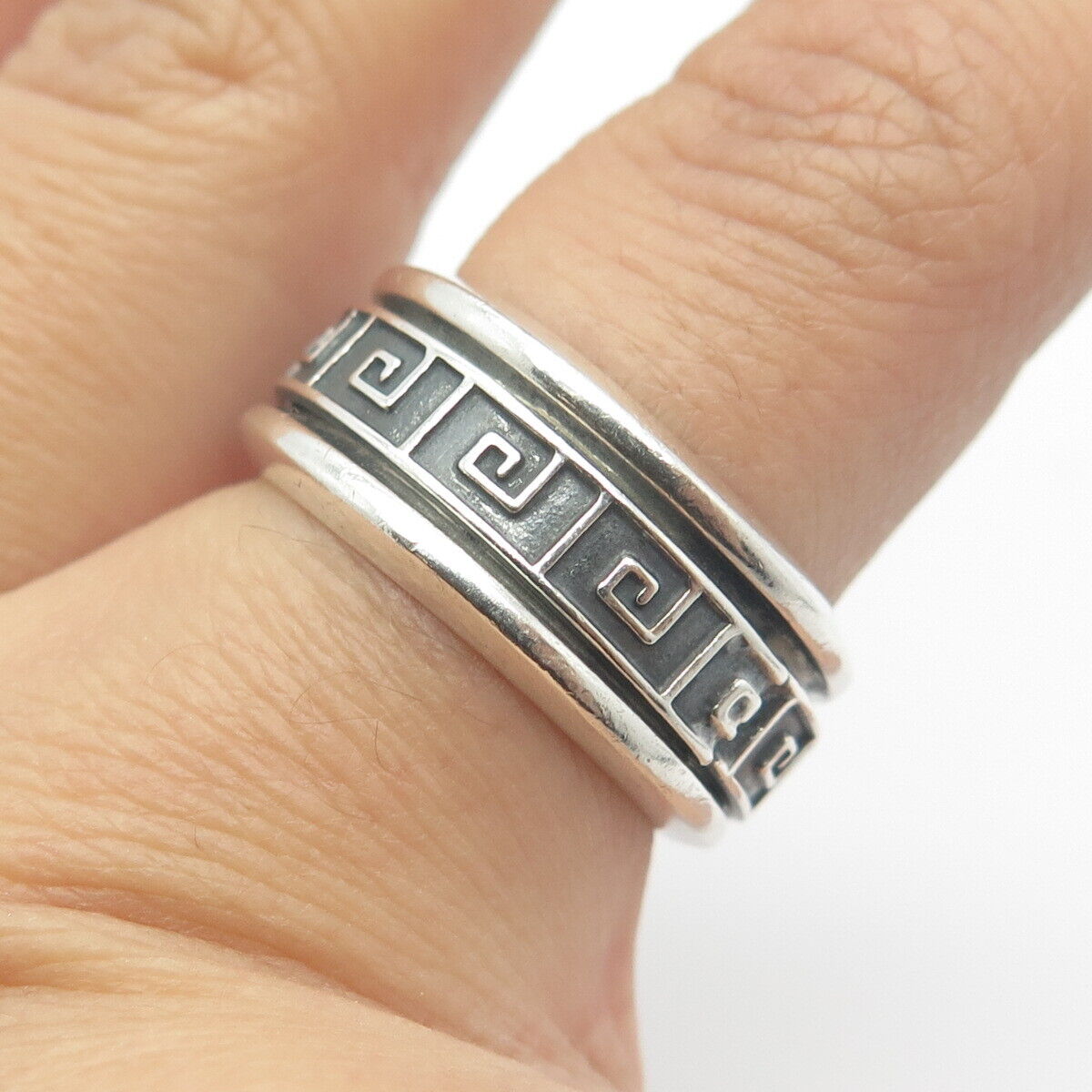 925 Sterling Silver Vintage Greek Maze Rotating Band Ring Size 8.5