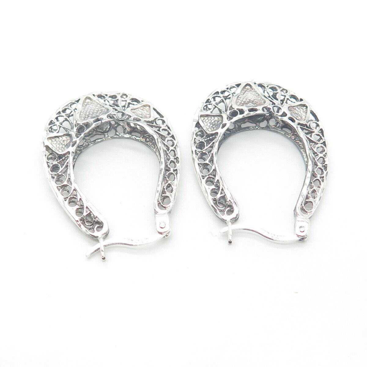 925 Sterling Silver Vintage O.C. Tanner Ornate Heart Oval Hoop Earrings