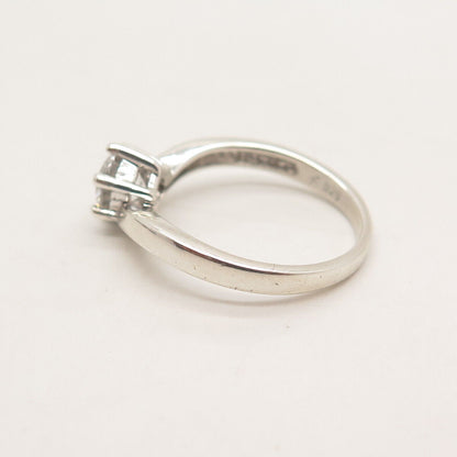 925 Sterling Silver Round-Cut C Z Ring Size 6