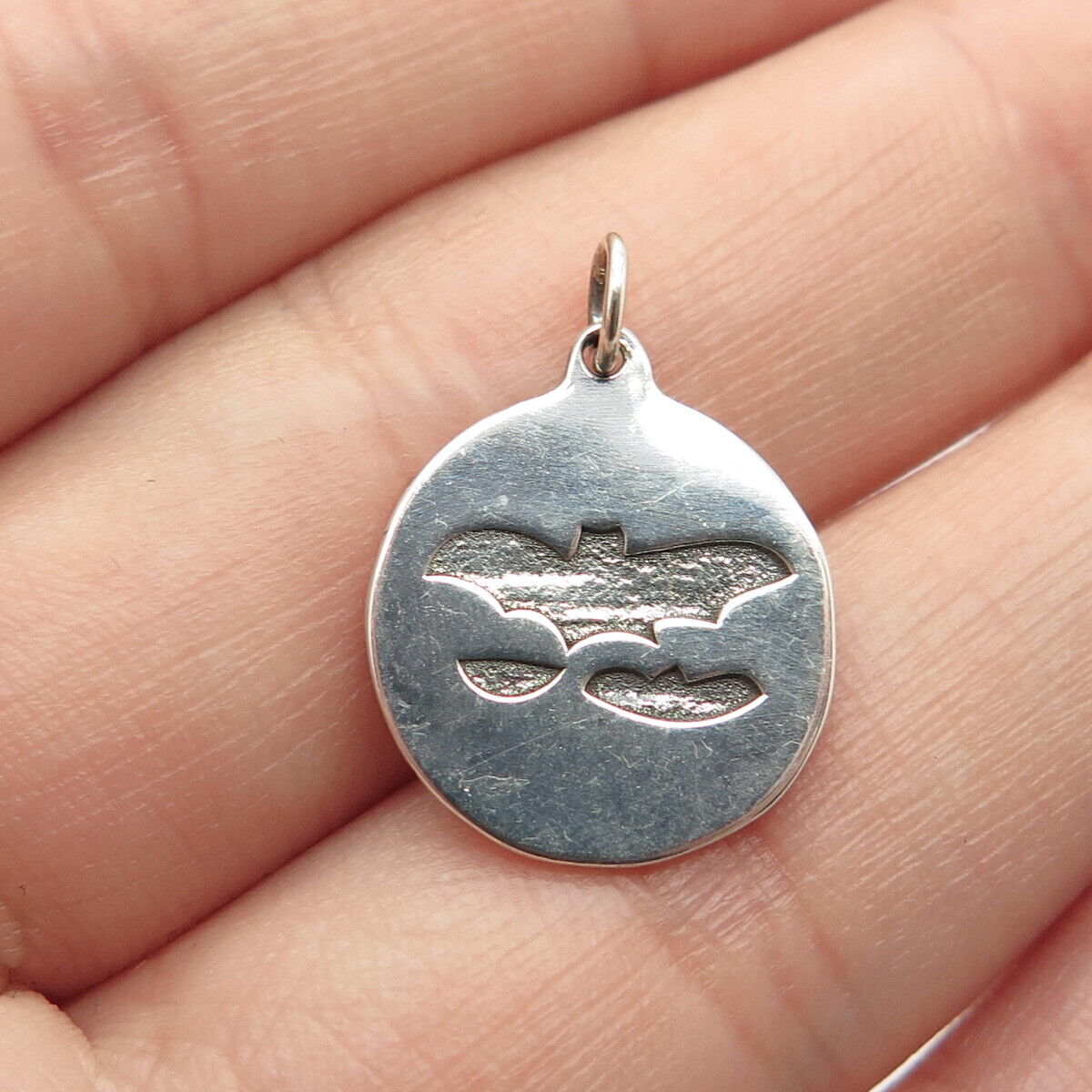 925 Sterling Silver Vintage Bat Round Charm Pendant