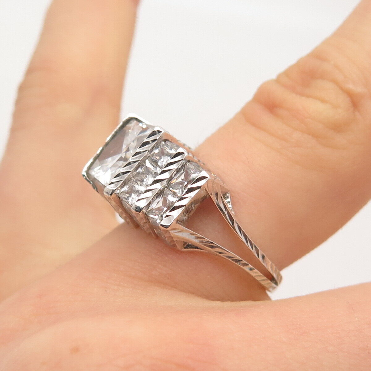 925 Sterling Silver Princess-Cut C Z Ring Size 6
