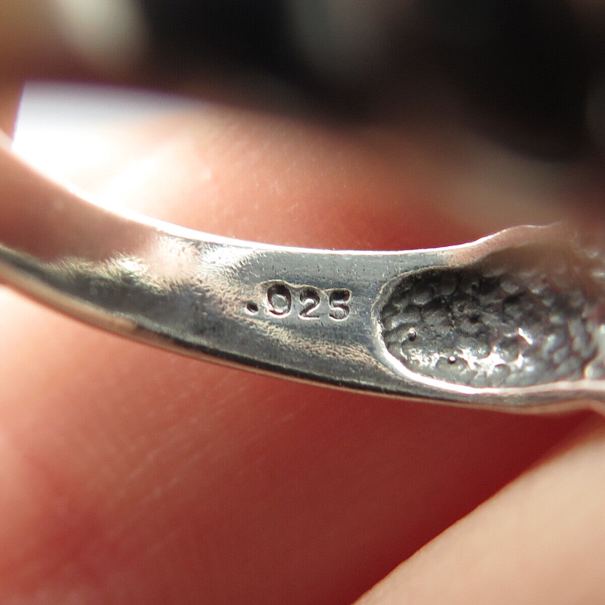 925 Sterling Silver Vintage Ribbed Ring Size 5.5