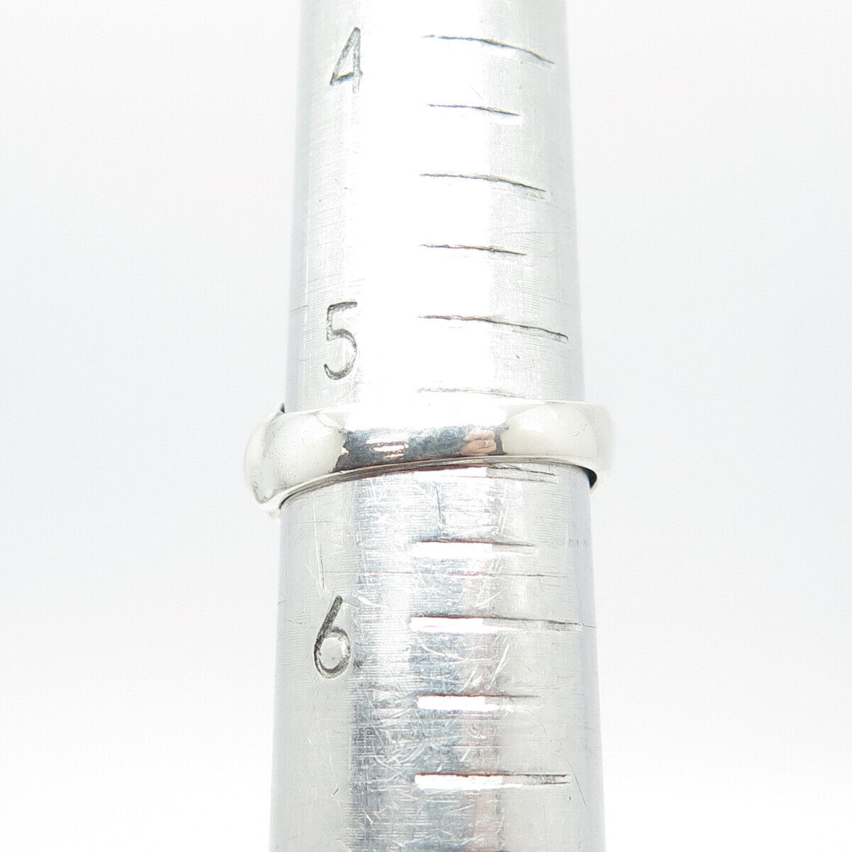 925 Sterling Silver Vintage Ribbed Ring Size 5.5