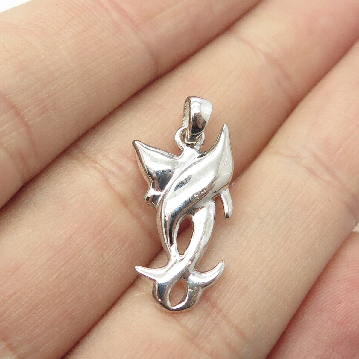 925 Sterling Silver Vintage Friendly Dolphin Pendant