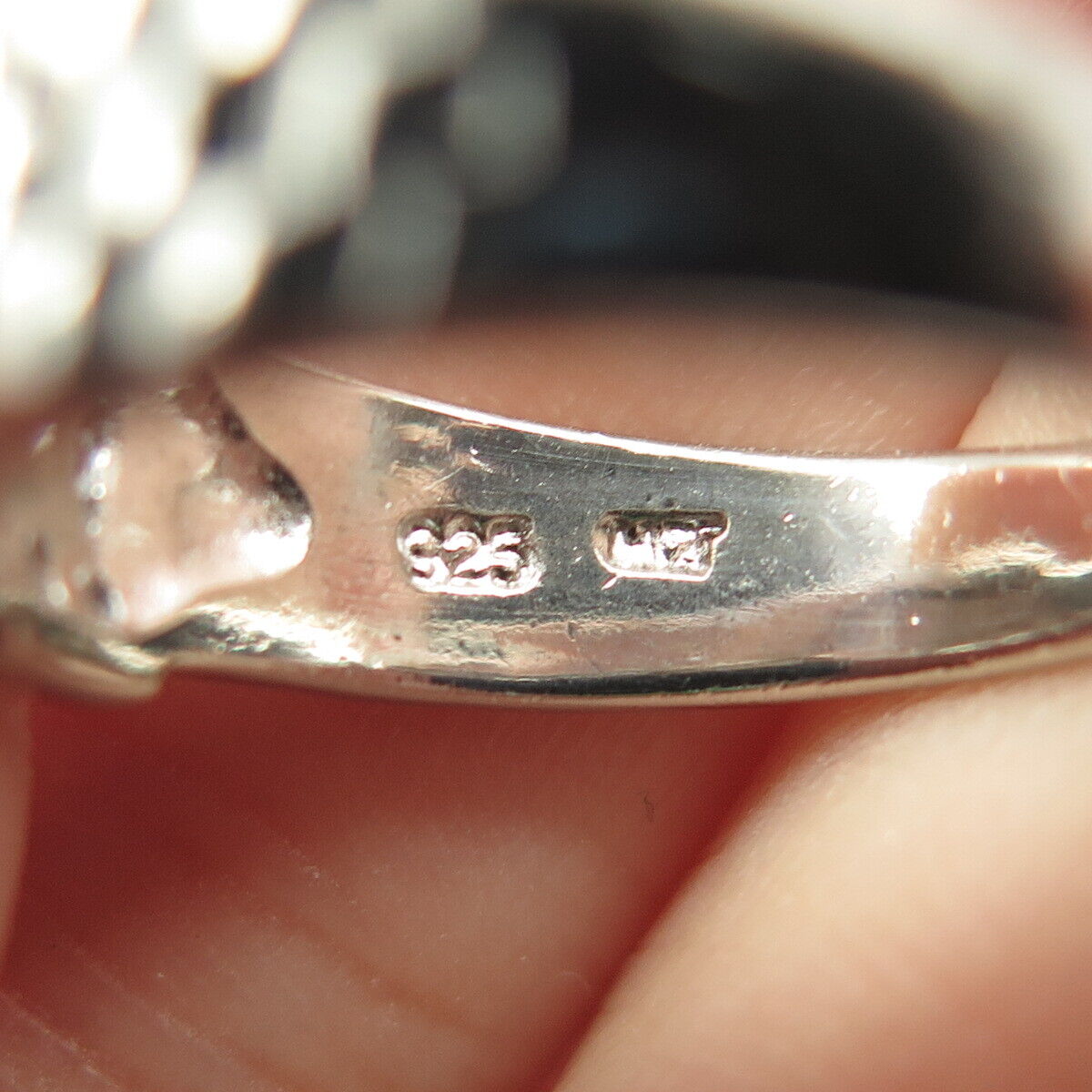 925 Sterling Silver Pave C Z Ring Size 5.75