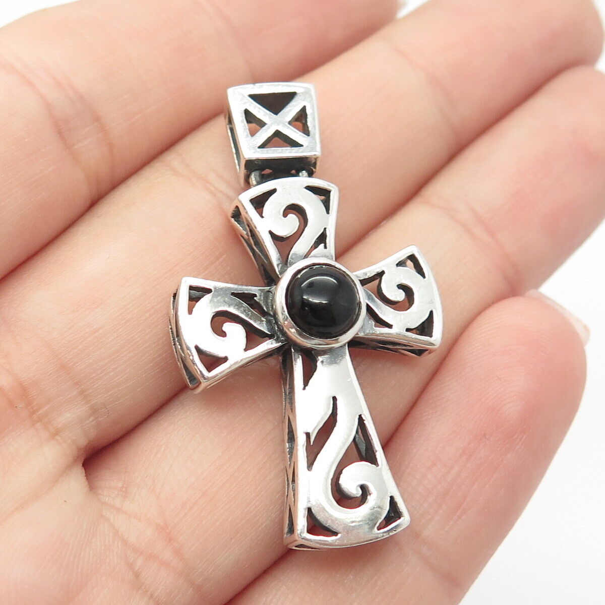 925 Sterling Silver Vintage Real Black Onyx Gem Cross Amulet Pendant