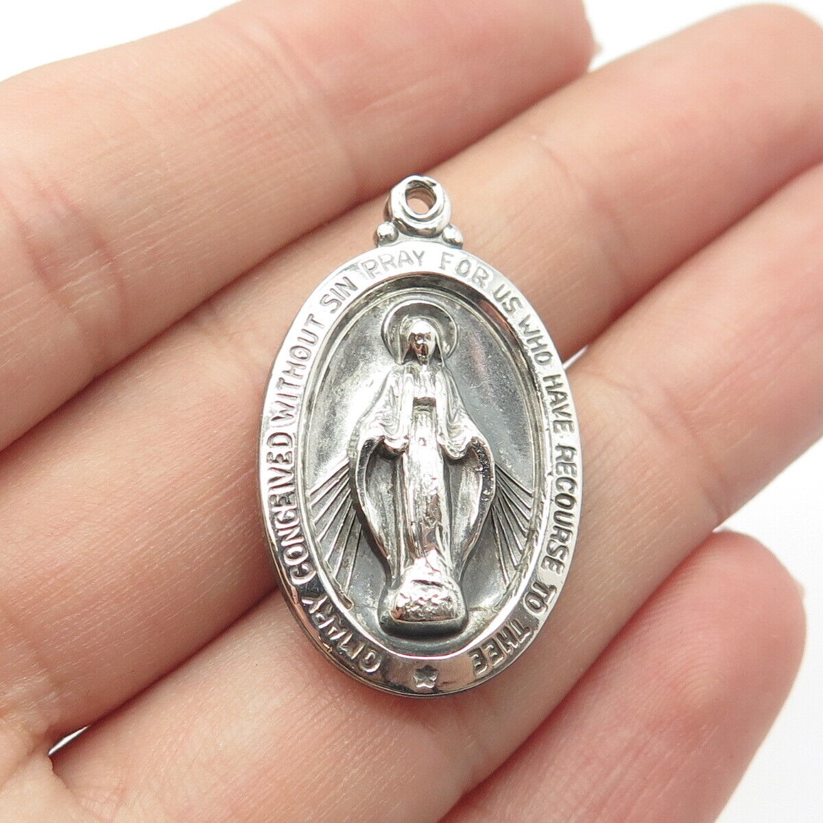 925 Sterling Silver Vintage Theda St. Christopher Religious Pendant