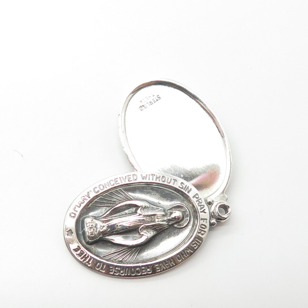 925 Sterling Silver Vintage Theda St. Christopher Religious Pendant