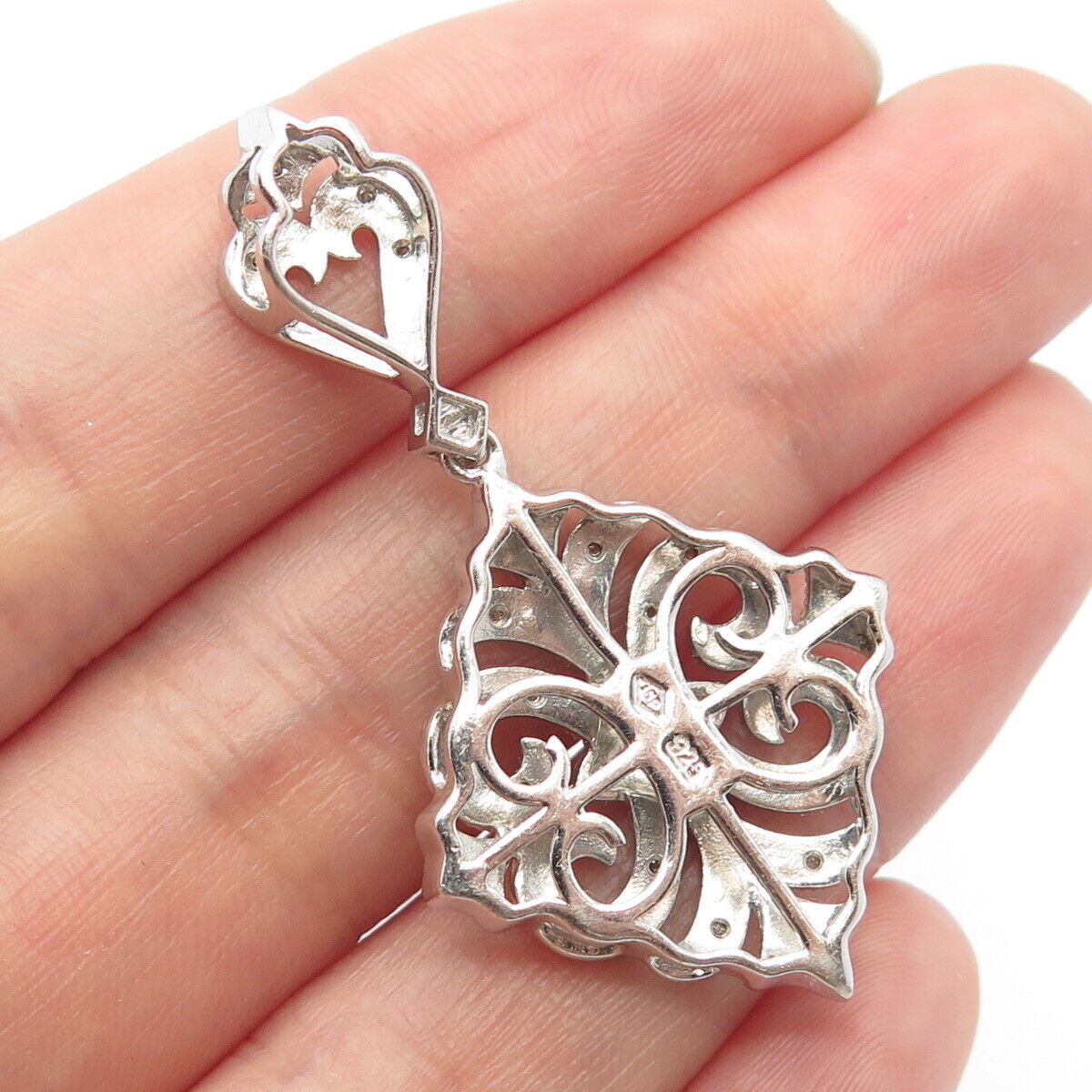 925 Sterling Silver Real White Diamond Heart Ornate Pendant