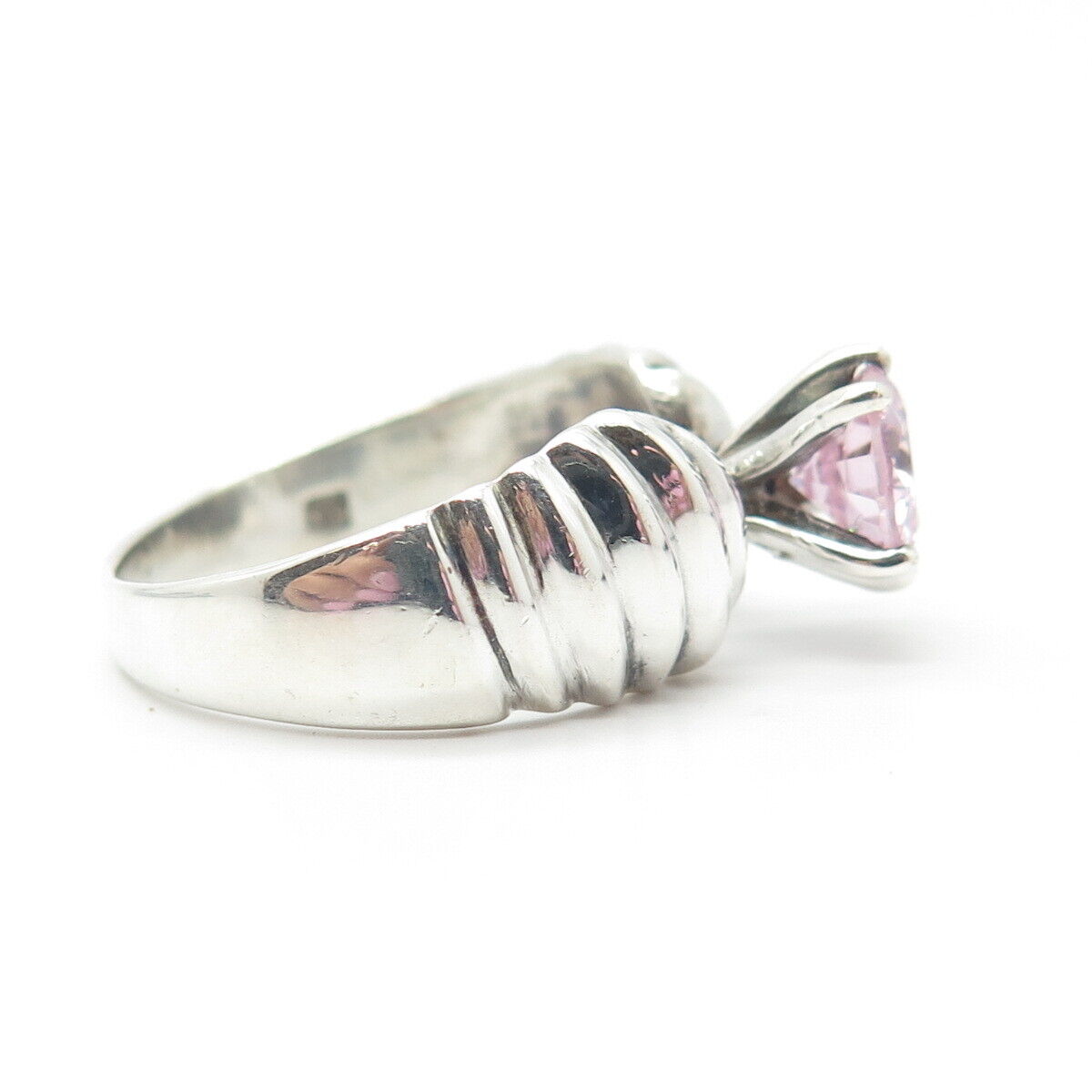 925 Sterling Silver Vintage Pink C Z Ribbed Ring Size 9.25