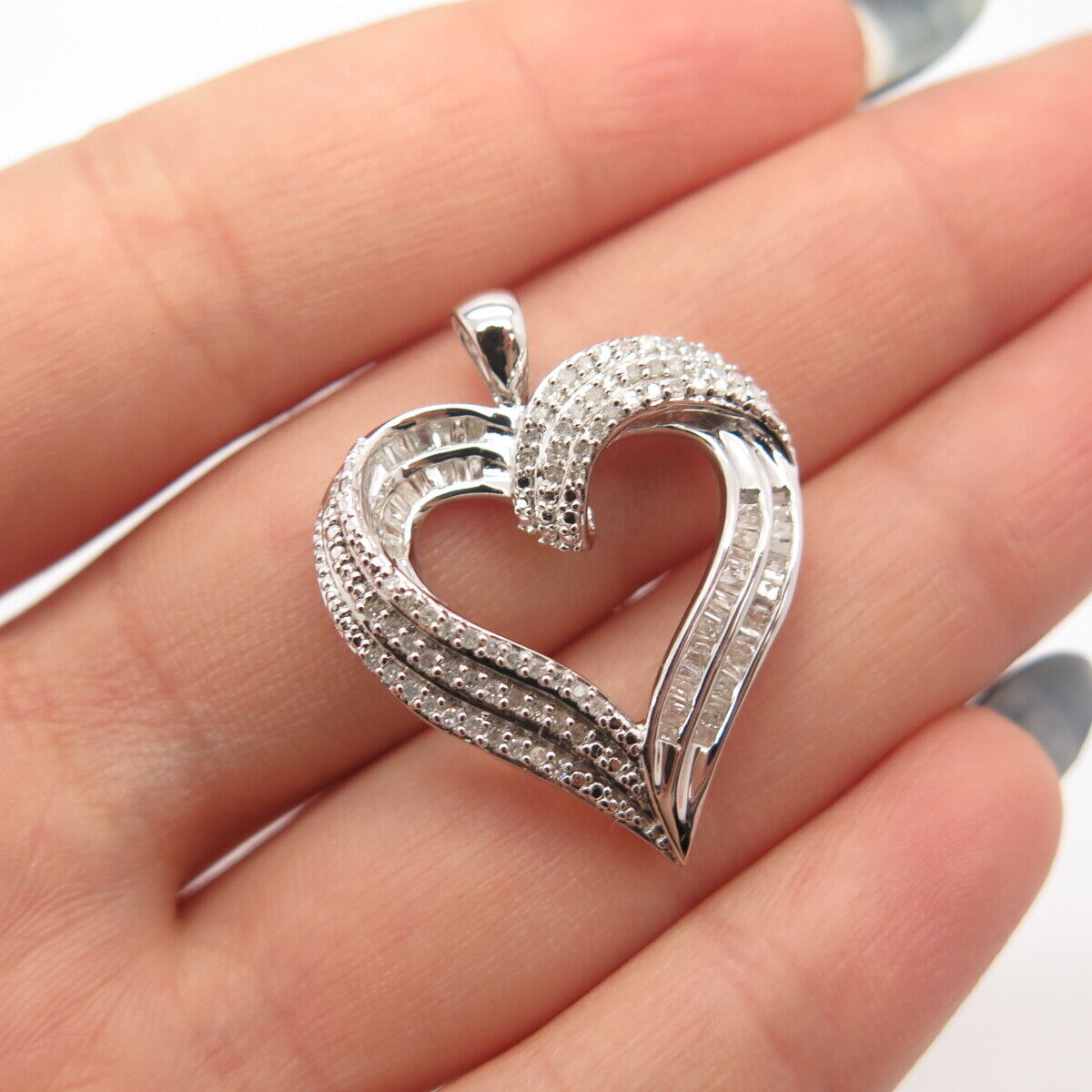 925 Sterling Silver SUN Real White Diamond Striped Open Heart Pendant