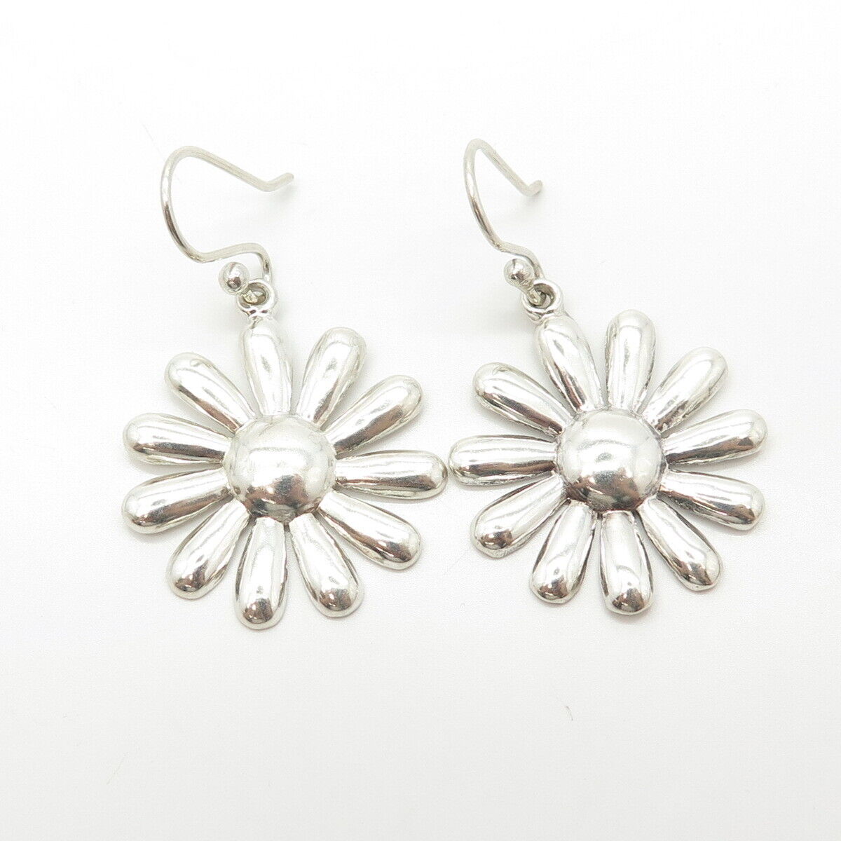 950 Silver Vintage Chamomile Floral Dangling Earrings