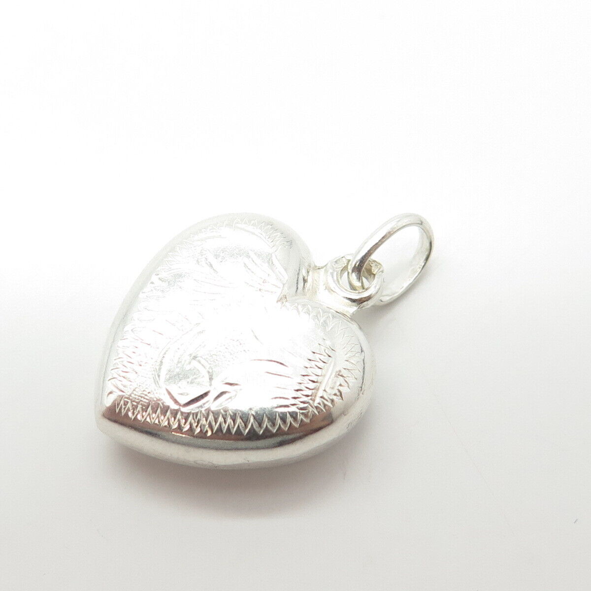 835 Silver Vintage Portugal Etched Puffy Heart Charm Pendant