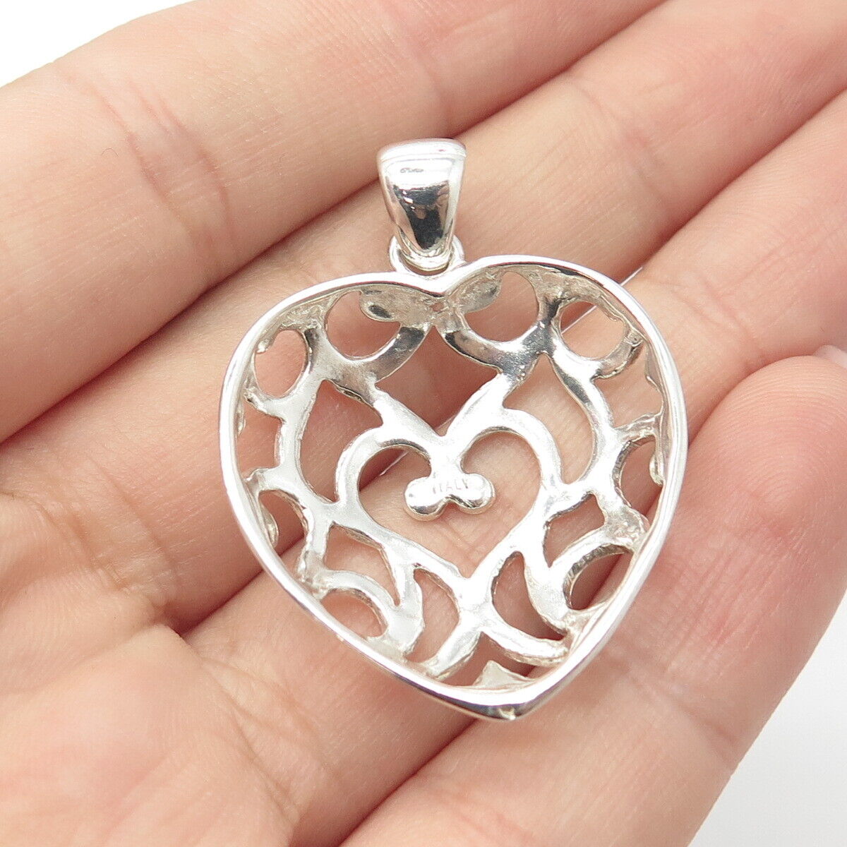 925 Sterling Silver Vintage Italy Milor Ornate Heart Pendant