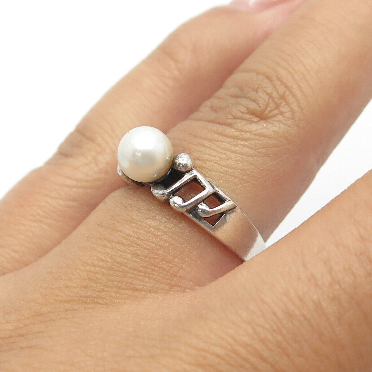 925 Sterling Silver Vintage Real Pearl Music Notes Ring Size 6.25