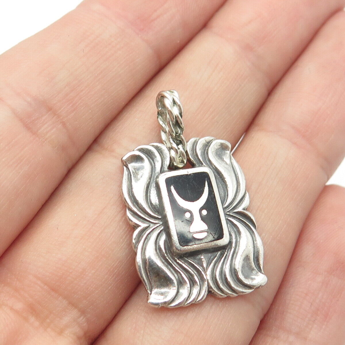 916 Silver Vintage European Real Black Onyx Taurus Zodiac Sign Pendant