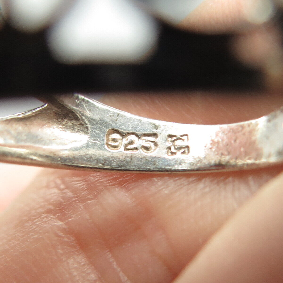 925 Sterling Silver Vintage Open Swirl Dome Ring Size 7.75