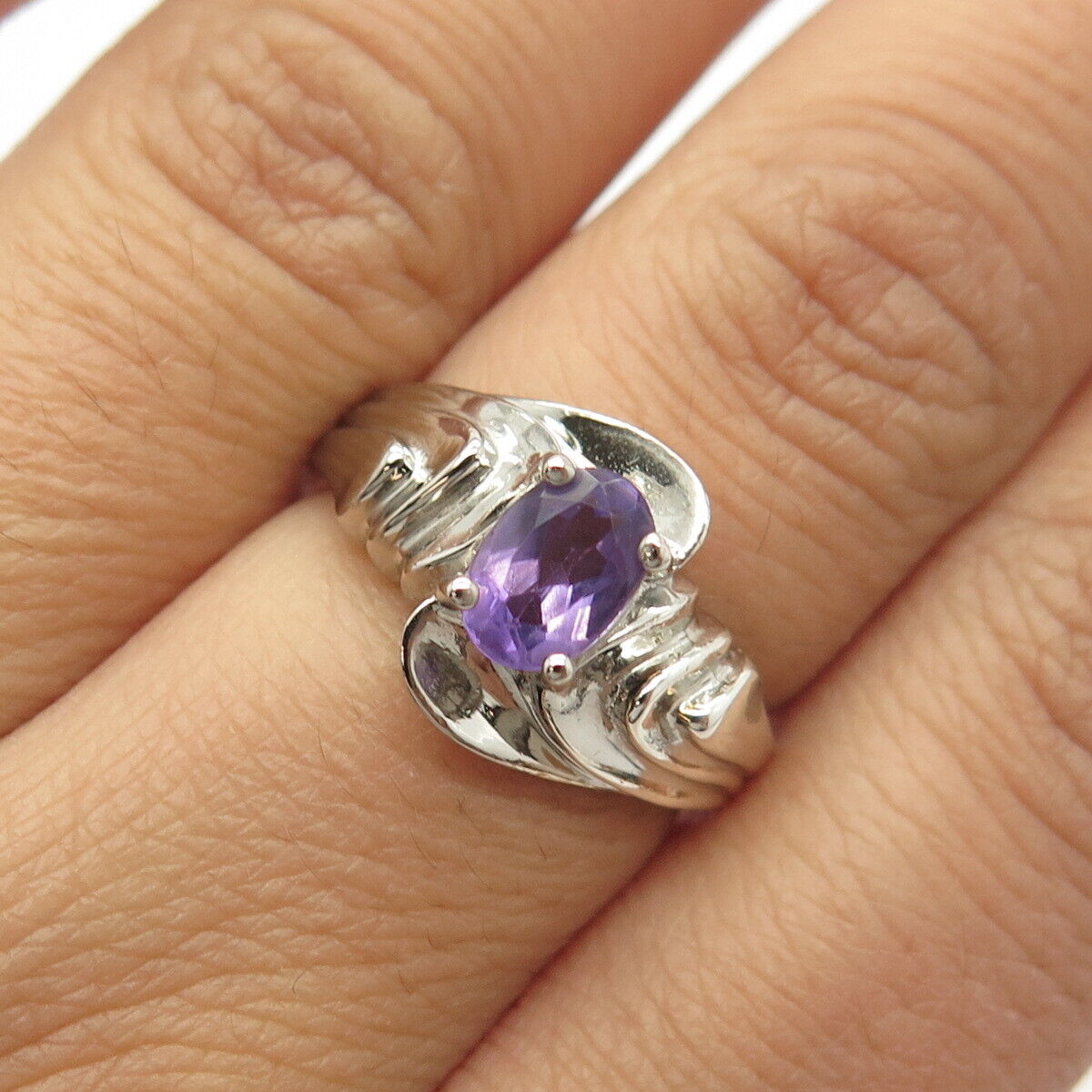 925 Sterling Silver Vintage Real Amethyst Gemstone Ribbed Ring Size 7.25