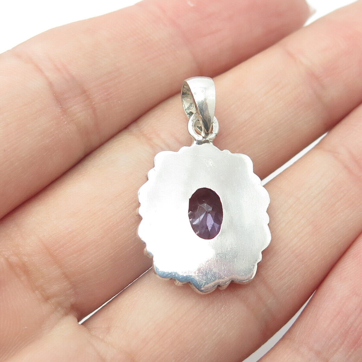 925 Sterling Silver Vintage Real Oval-Cut Shaped Amethyst Floral Pendant