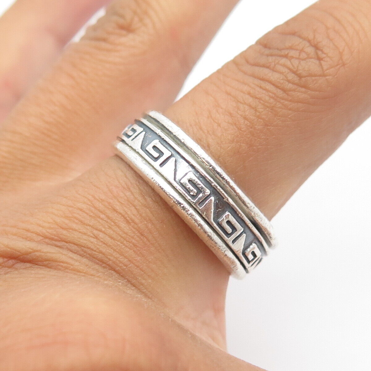 925 Sterling Silver Vintage Greek Maze Rotating Band Ring Size 11.25