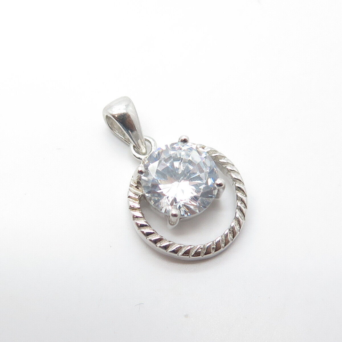 925 Sterling Silver Round-Cut Shaped C Z Pendant